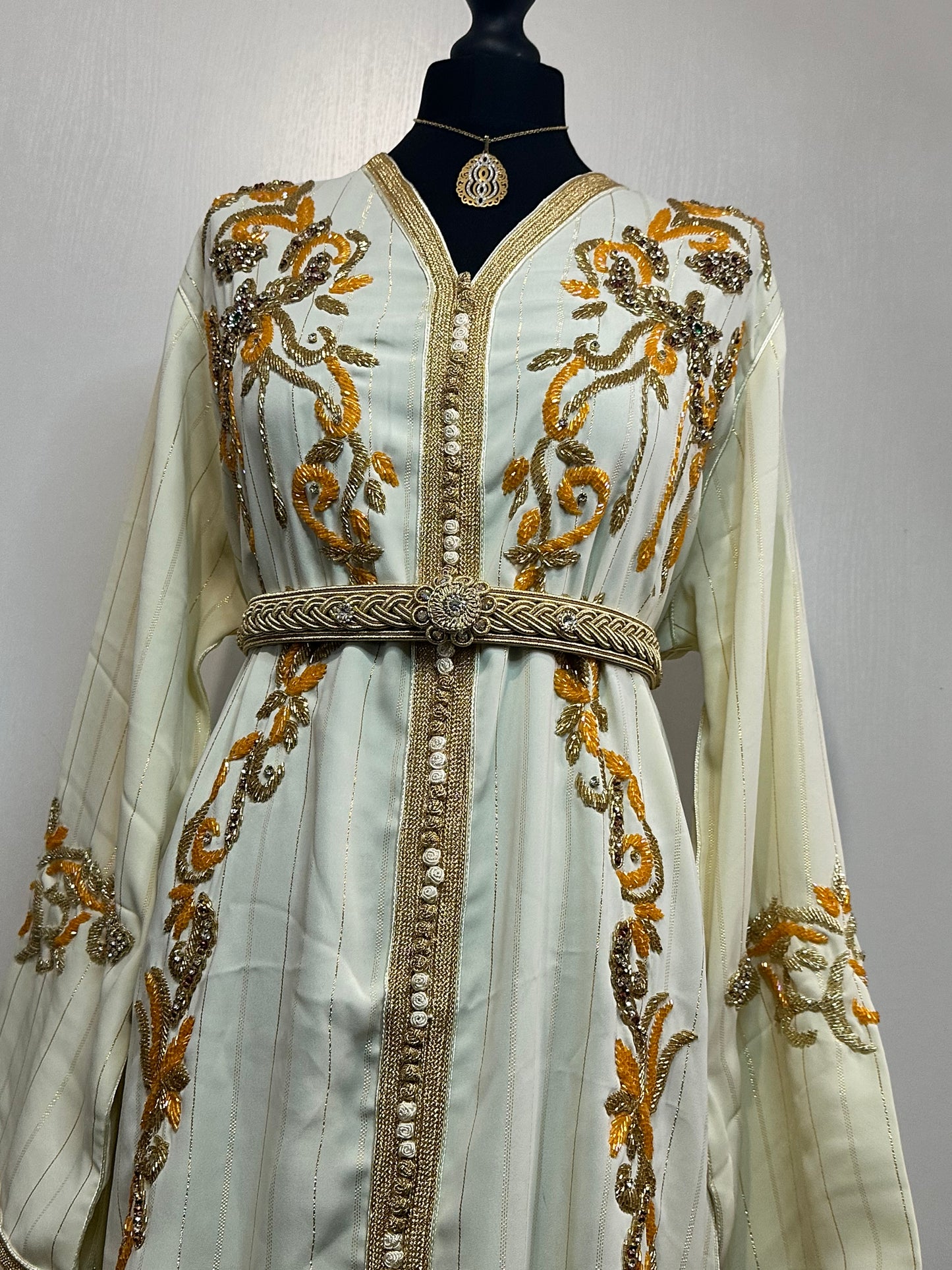 Caftan créme